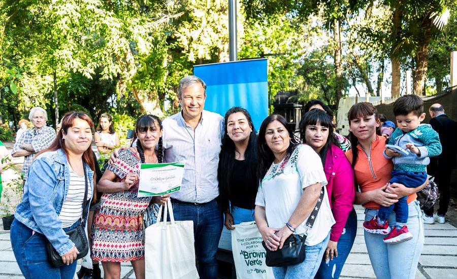 El municipio de Alte Brown entregó reconocimientos a vecinos e instituciones por su labor y compromiso ambiental